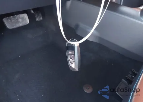 2024 Ford Bronco Outer Banks z USA, uszkodzony, nr VIN 1FMDE8BH9RLB43993